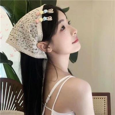 蓝眼睛波利
